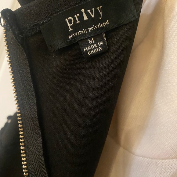 Black Lace top romper - Picture 6 of 6